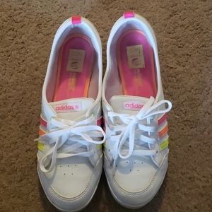 Adidas Neo tennis shoes